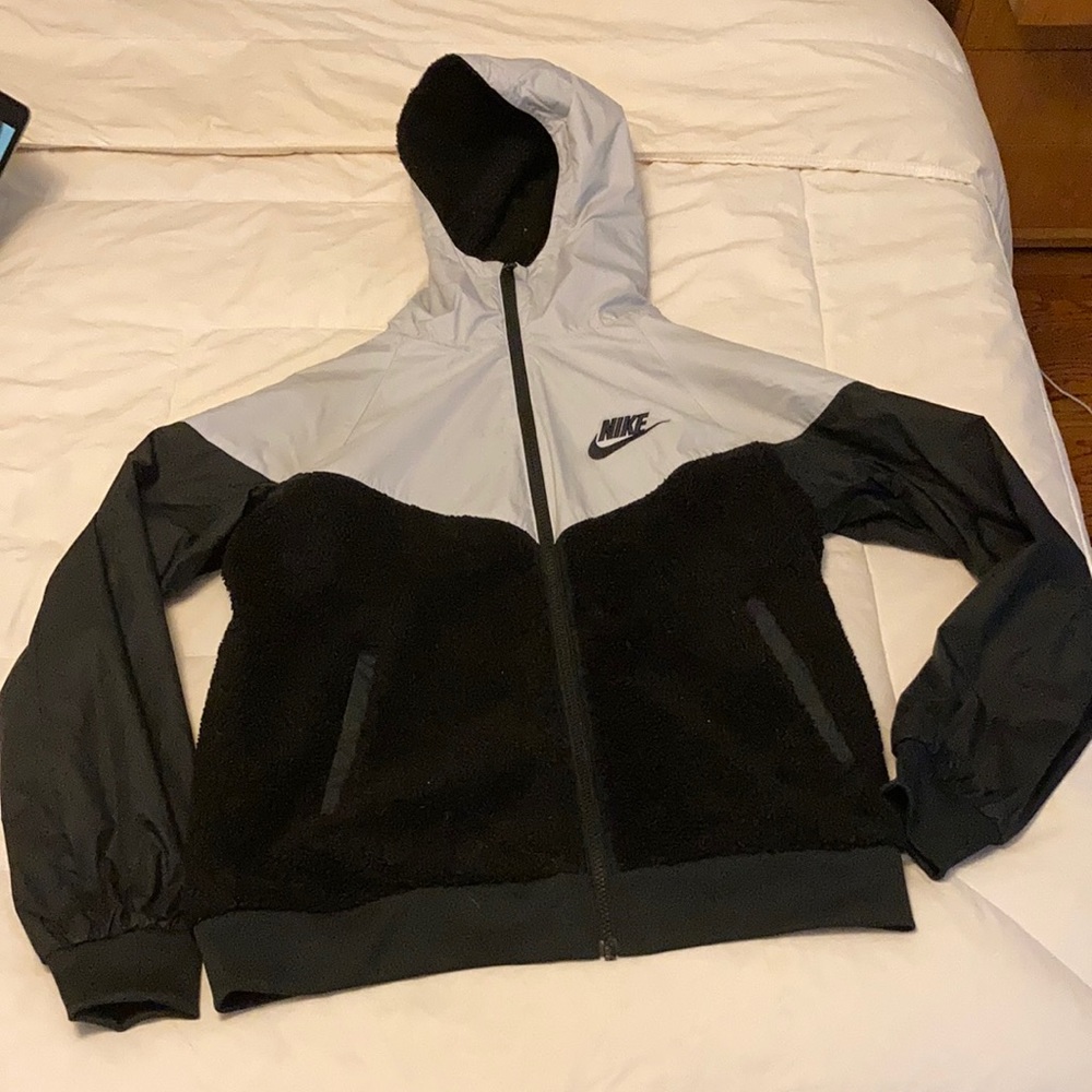 Nike Windrunner Sherpa Jacket